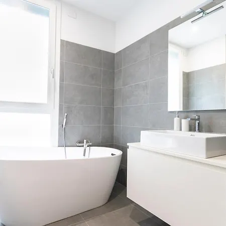 Apartament Luxury - Principe Eugenio 3 *